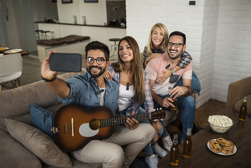 BY-V4 wireless microphone for professional streaming